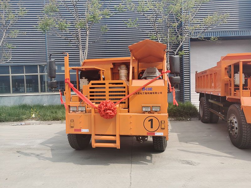 25噸礦用運(yùn)輸車(chē)